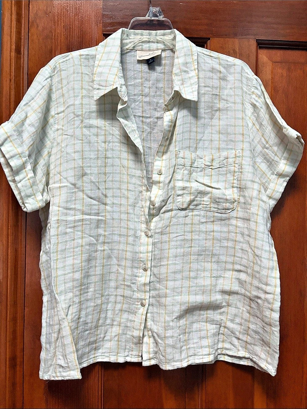 Universal Thread Plaid Short Sleeve Shirt White, Green, yellow Medium